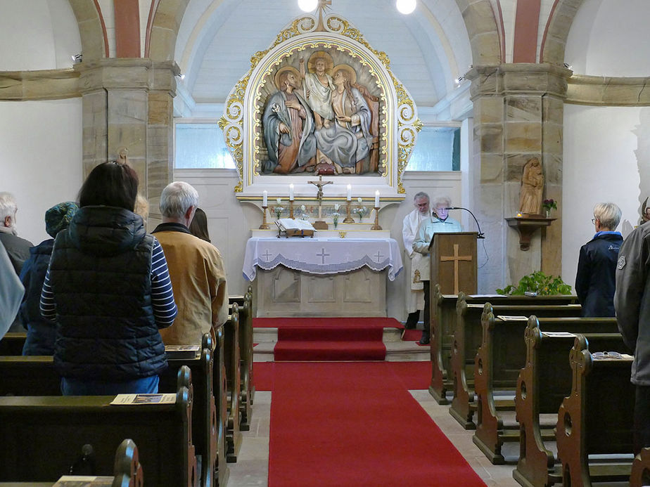 Maigottesdienst in der Weingartenkapelle (Foto: Karl-Franz Thiede)